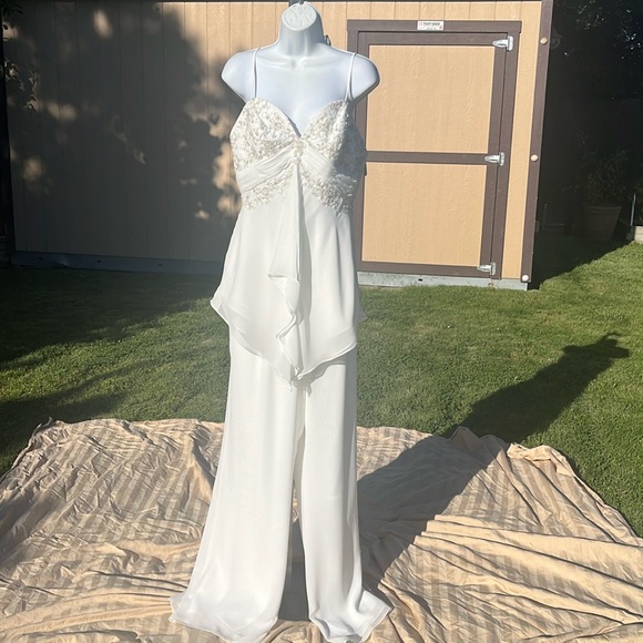 NWT Alfred Angelo Wedding Pantsuit for Bride/lace chiffon/beads - gorgeous Sz 12 - Picture 1 of 13